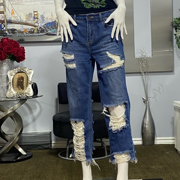 FN Ripped Baggy Mom Jeans - Picture 6 of 10